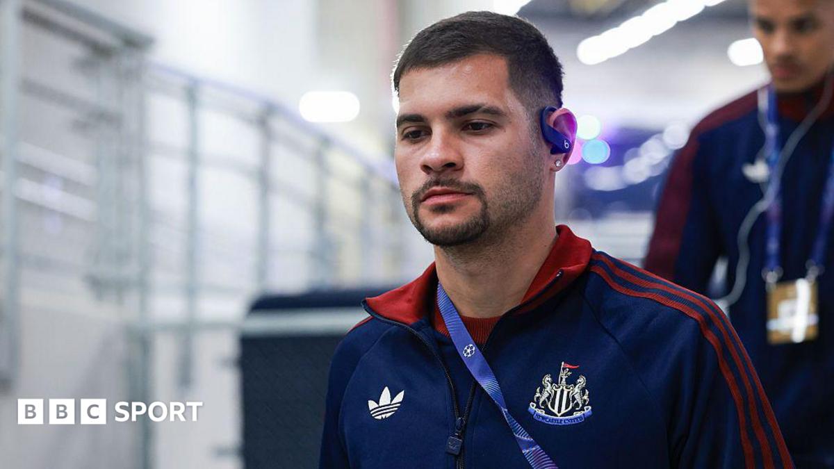 Arsenal, Newcastle'ın